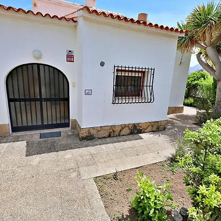 Villa Sara - Sea View With Private Pool In *