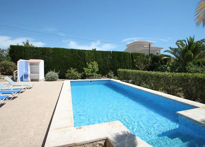Villa Sara - Sea View With Private Pool In