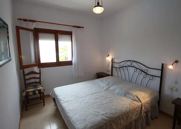 Villa Sara - Sea View With Private Pool In